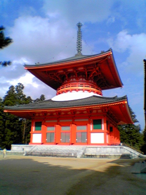 R􎛍{哃